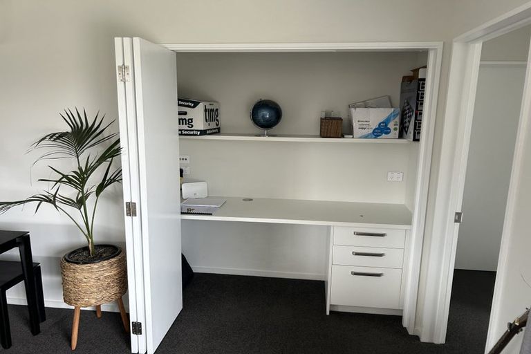 Photo of property in 76 Stationmasters Way, Prebbleton, 7604