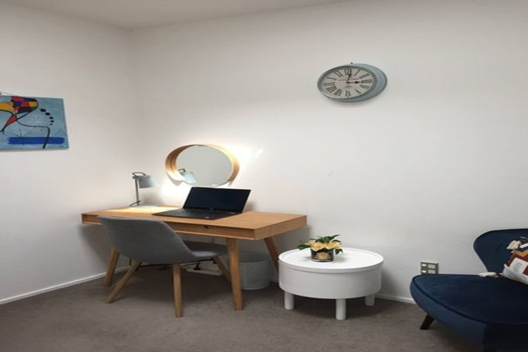 Photo of property in 53 Saddleback Grove, Karori, Wellington, 6012