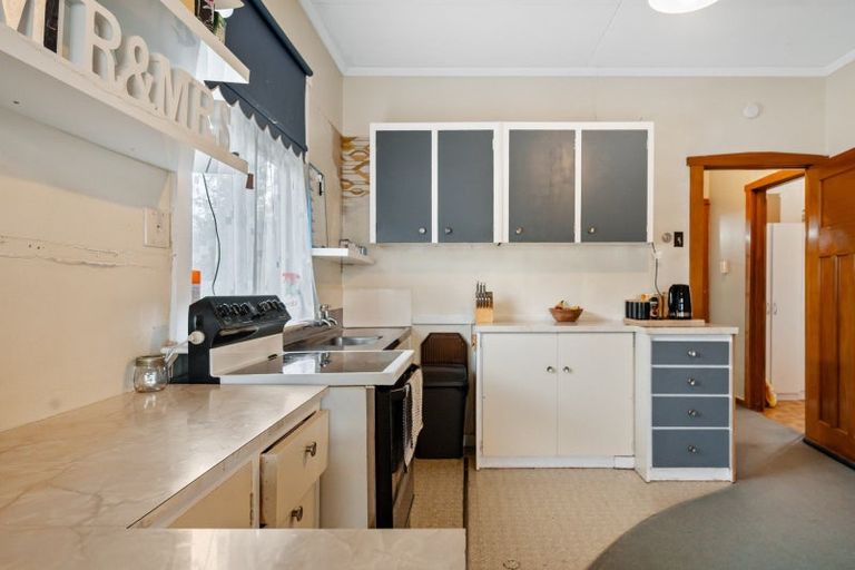 Photo of property in 3 Plunket Street, Omakau, 9376