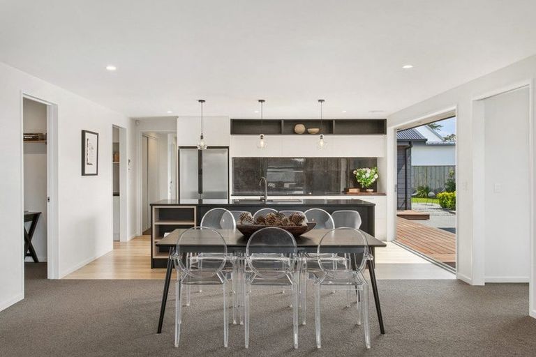 Photo of property in 98 Leistrella Road, Hoon Hay, Christchurch, 8025