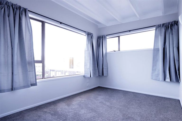 Photo of property in 18 Wycherley Drive, Bucklands Beach, Auckland, 2014