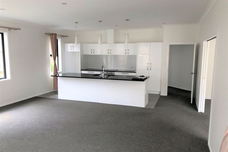 Photo of property in 6 Rochdale Drive, Churton Park, Wellington, 6037