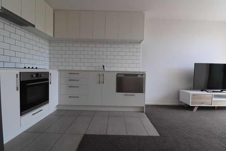 Photo of property in 1036b Colombo Street, St Albans, Christchurch, 8014