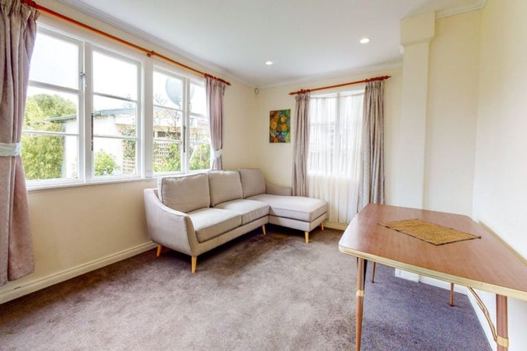 Photo of property in 1137 High Street, Taita, Lower Hutt, 5011