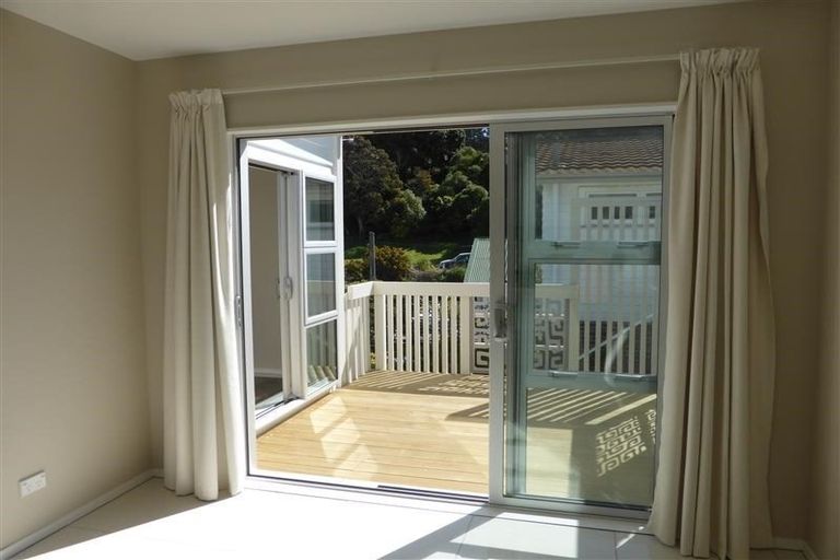 Photo of property in 18 Tapiri Street, Hataitai, Wellington, 6021