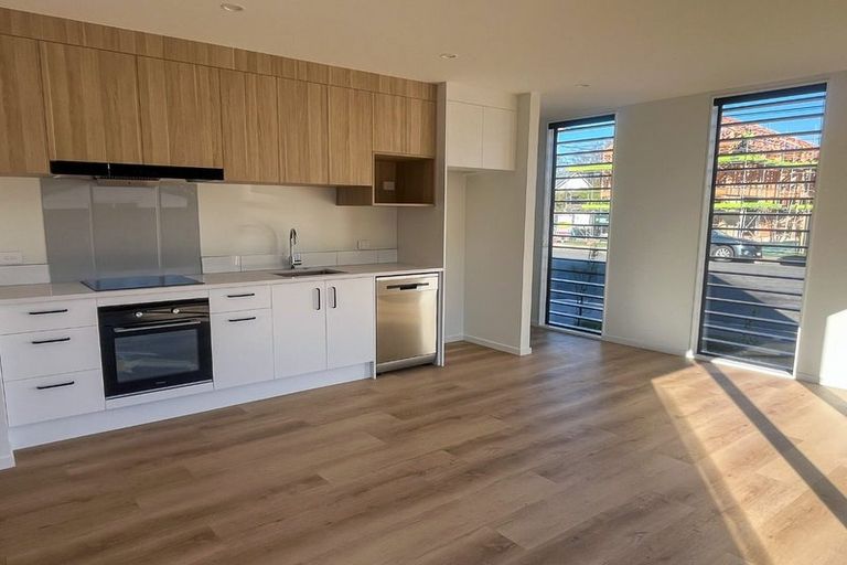 Photo of property in 1/34 Vagues Road, Northcote, Christchurch, 8052