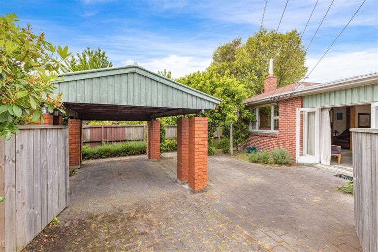 Photo of property in 236 Grahams Road, Burnside, Christchurch, 8053