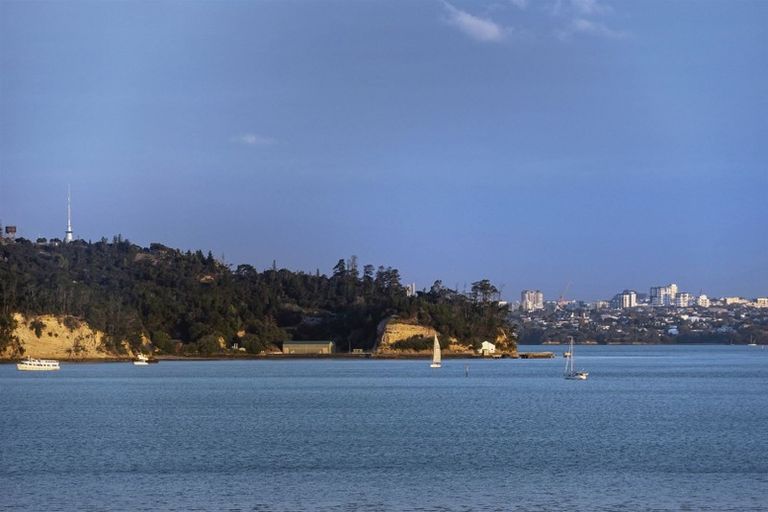 Photo of property in 17 Ocean Breeze Avenue, Hobsonville, Auckland, 0616