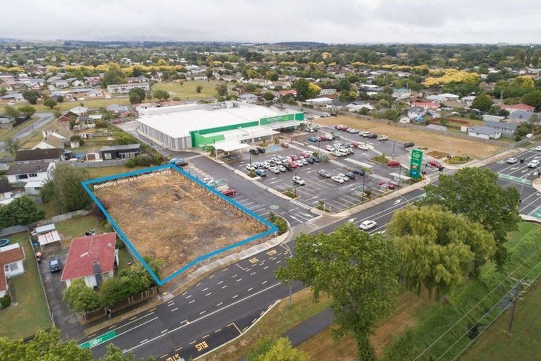 Photo of property in 530 Pioneer Highway, Highbury, Palmerston North, 4412