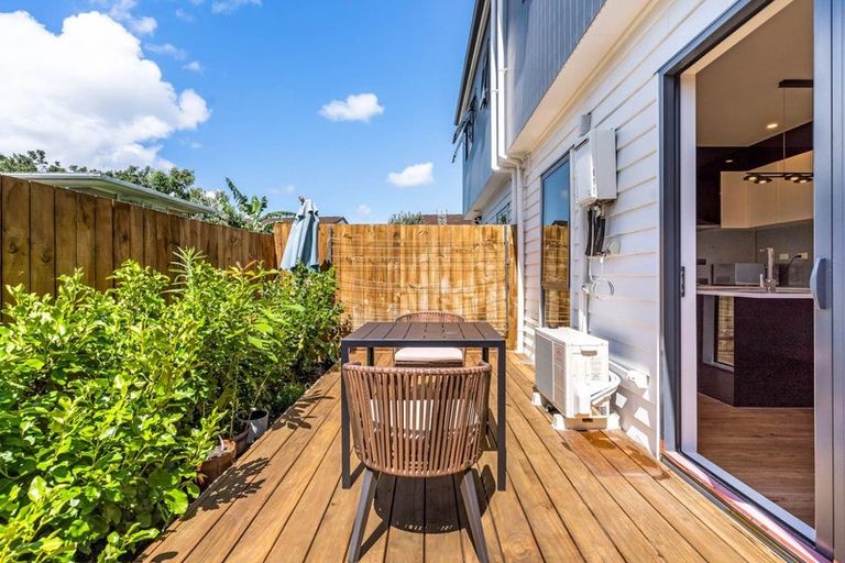 Photo of property in 74e Mckenzie Road, Mangere Bridge, Auckland, 2022