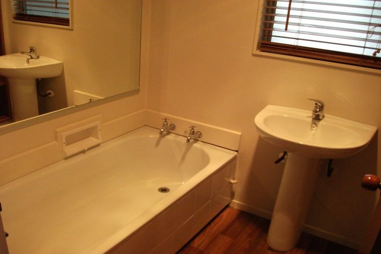 Photo of property in 21 Kennedy Avenue, Feilding, 4702