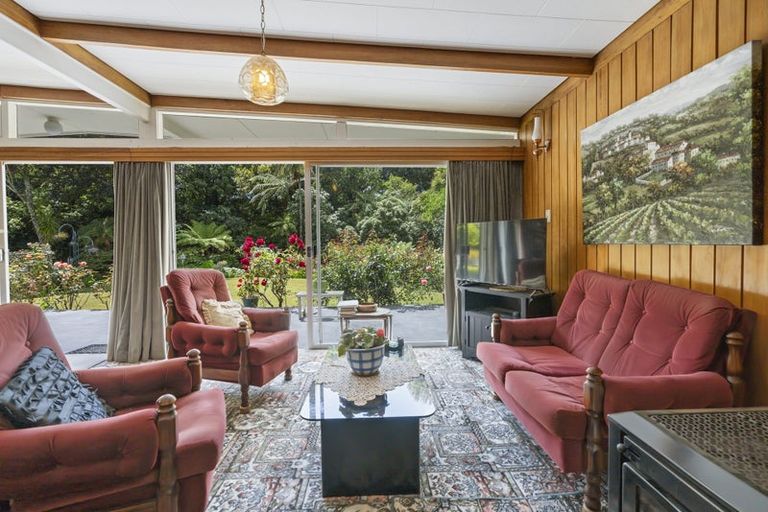 Photo of property in 12 Totara Terrace, Inglewood, 4330