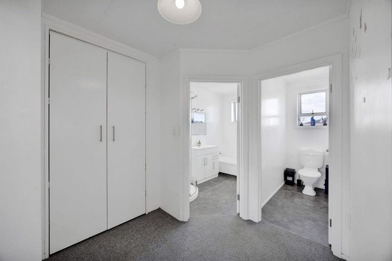 Photo of property in 6 Egmont Street, Normanby, Hawera, 4614