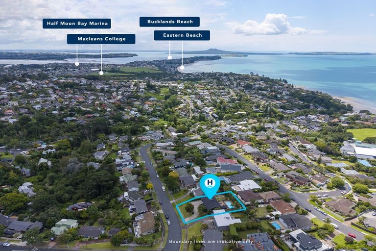Photo of property in 11 Cheriton Road, Mellons Bay, Auckland, 2014