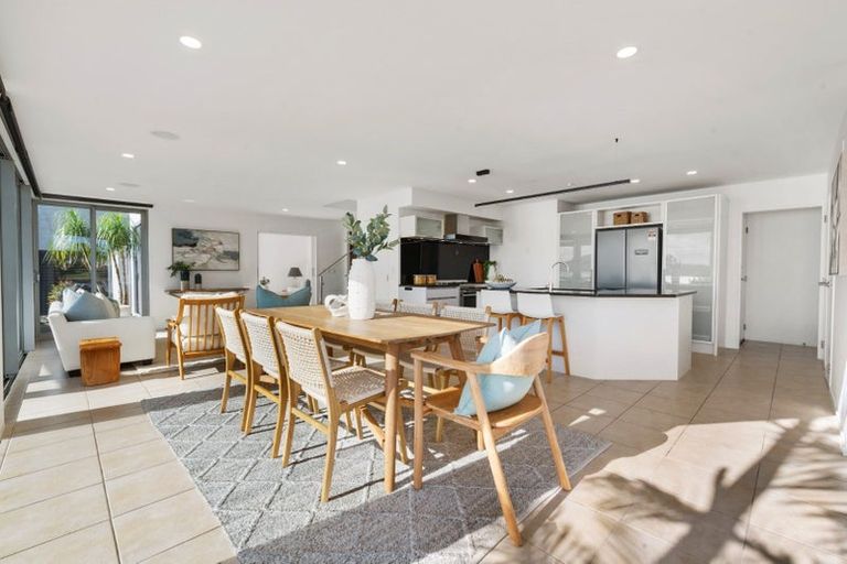 Photo of property in 6b Arkley Avenue, Farm Cove, Auckland, 2012