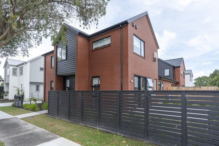 Photo of property in 15u6 Glen Lynne Avenue, Queenwood, Hamilton, 3210