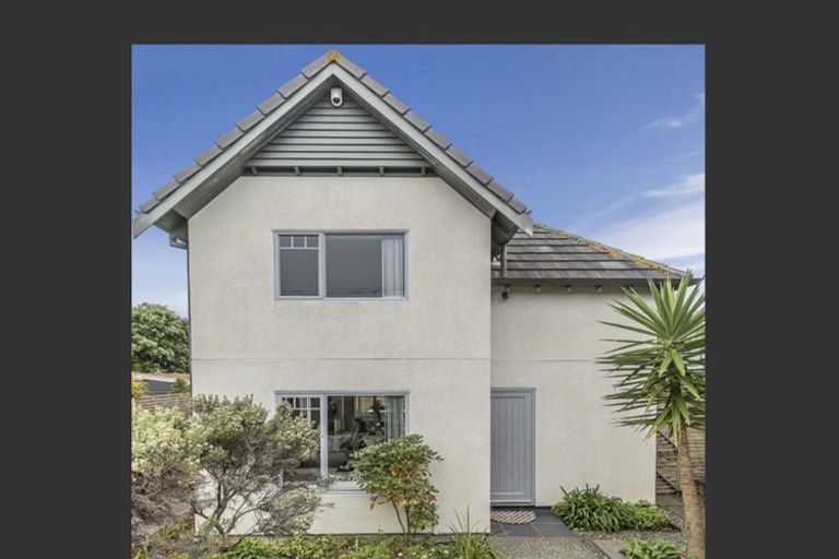 Photo of property in 41 Forres Street, Seatoun, Wellington, 6022