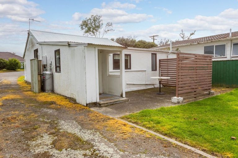 Photo of property in 12 Ormond Street, Woodville, 4920