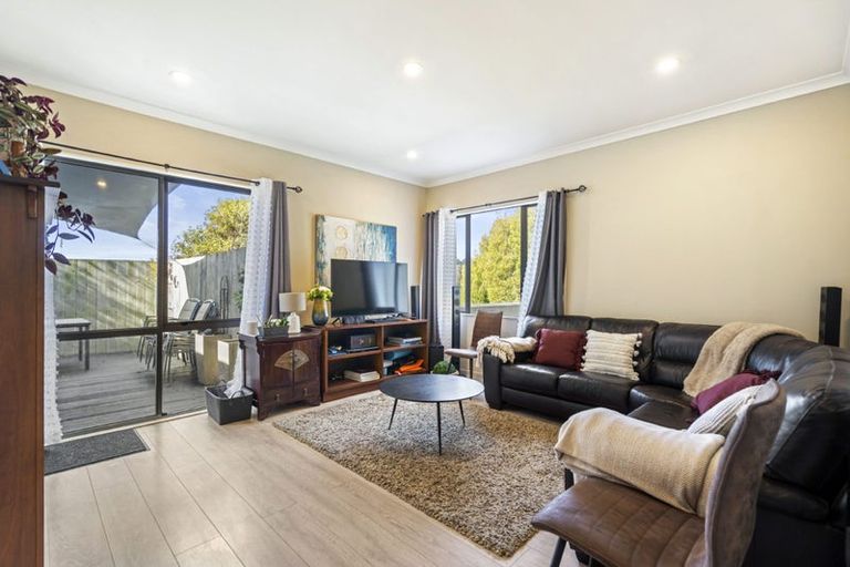 Photo of property in 14 Durbin Court, Greenhithe, Auckland, 0632