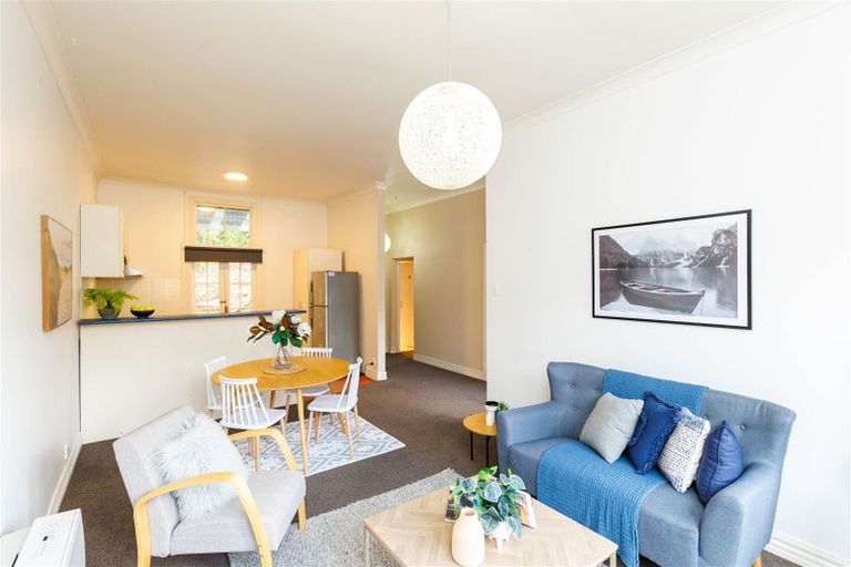 Photo of property in 22 Reuben Avenue, Brooklyn, Wellington, 6021