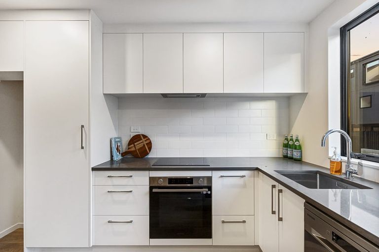 Photo of property in 20 Ara Mara Hua, Henderson, Auckland, 0612