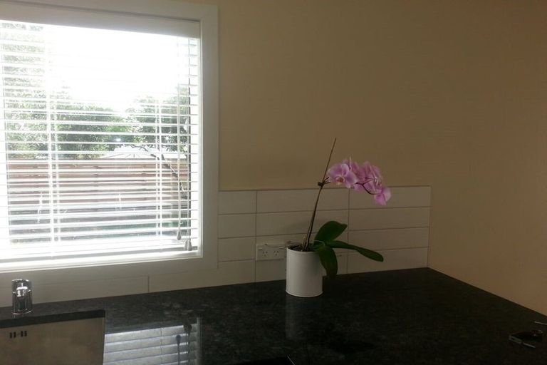 Photo of property in 16 Landop Terrace, Howick, Auckland, 2014
