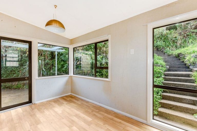 Photo of property in 5 Gordon Road, Plimmerton, Porirua, 5026