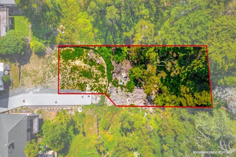 Photo of property in 27a Fairmount Road, Titirangi, Auckland, 0604