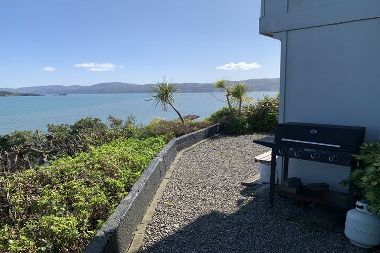 Photo of property in 3 Church Lane, Point Howard, Lower Hutt, 5013