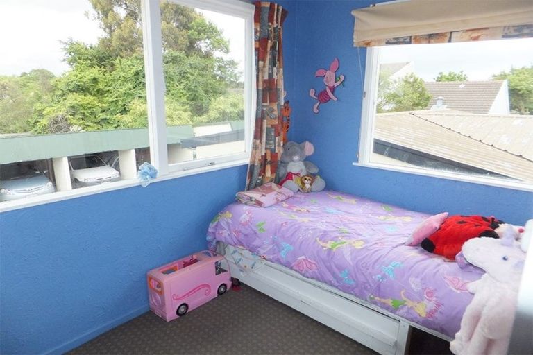 Photo of property in 8/23 Frederick Street, Waltham, Christchurch, 8011