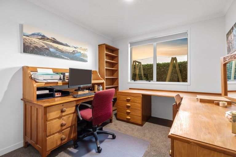 Photo of property in 114 Kennedy Road, Pyes Pa, Tauranga, 3112