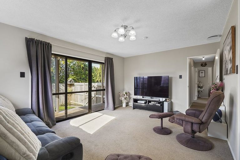 Photo of property in 432a Kahikatea Drive, Dinsdale, Hamilton, 3204