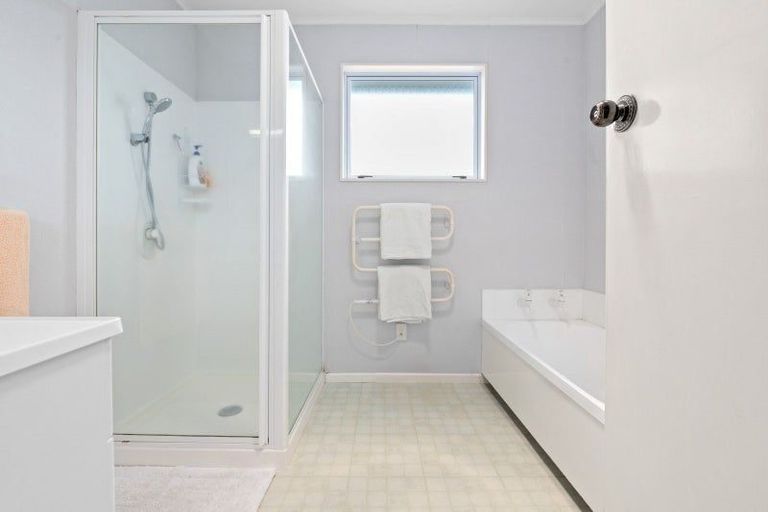 Photo of property in 44 Macdonald Road, Glenview, Hamilton, 3206