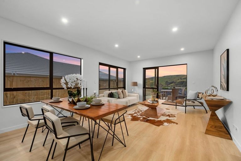 Photo of property in 7 Awa Avenue, Helensville, 0800