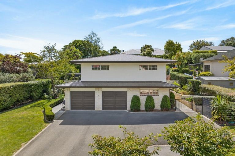 Photo of property in 11 Muritai Crescent, Havelock North, 4130