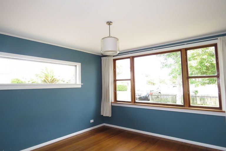 Photo of property in 141 Brougham Street, Westport, 7825