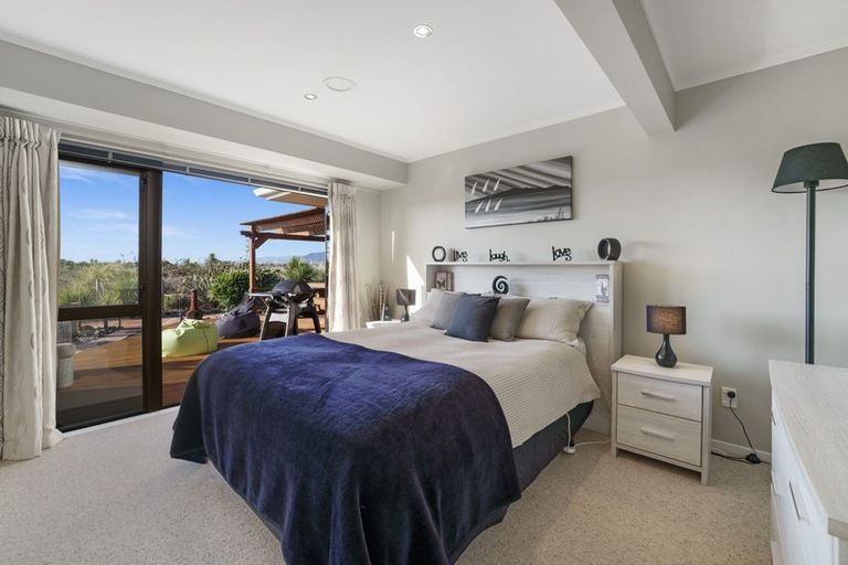 Photo of property in 263 Manly Street, Paraparaumu Beach, Paraparaumu, 5032