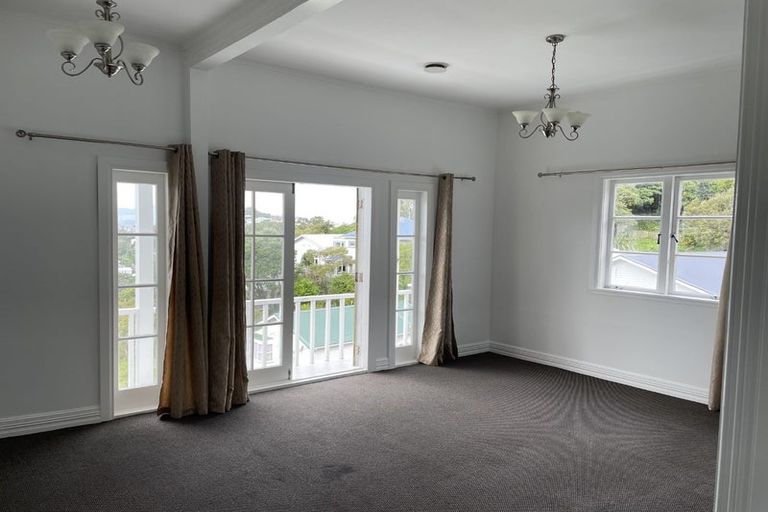 Photo of property in 85 Todman Street, Brooklyn, Wellington, 6021