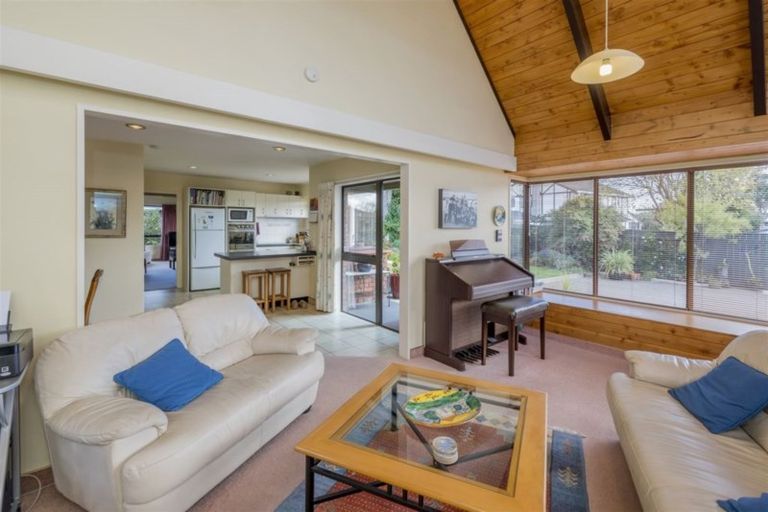 Photo of property in 3 Titoki Place, Levin, 5510