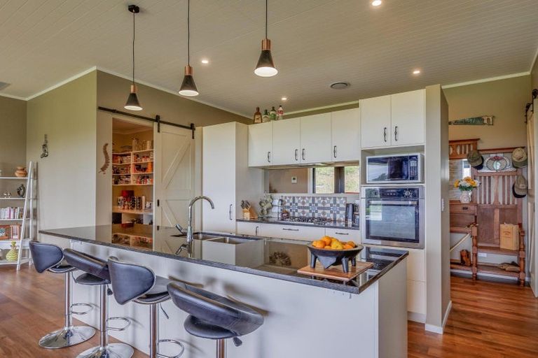 Photo of property in Maharakeke Road, Waipukurau, 4281