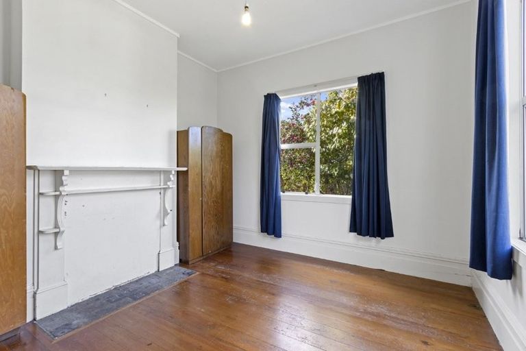 Photo of property in 211 Westminster Street, Mairehau, Christchurch, 8013