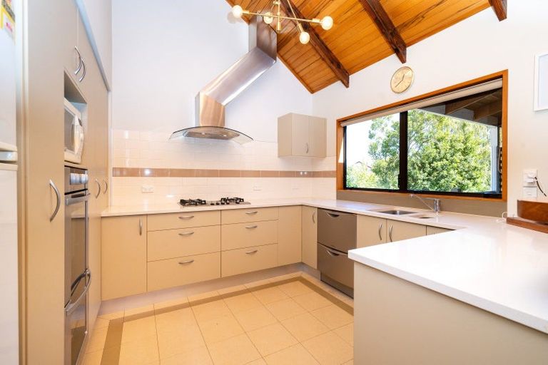 Photo of property in 1 Ritchie Place, Havelock North, 4130