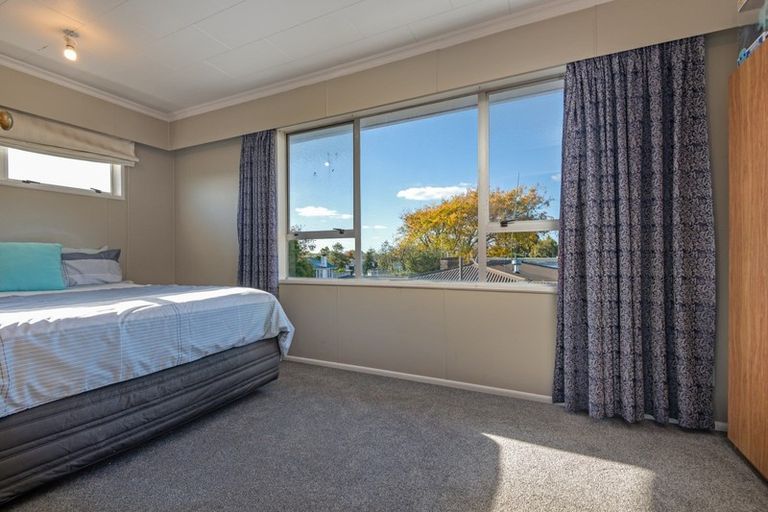 Photo of property in 50 Holdsworth Avenue, Milson, Palmerston North, 4414