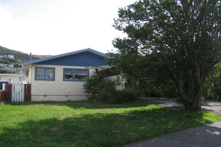 Photo of property in 5 Cortina Avenue, Johnsonville, Wellington, 6037