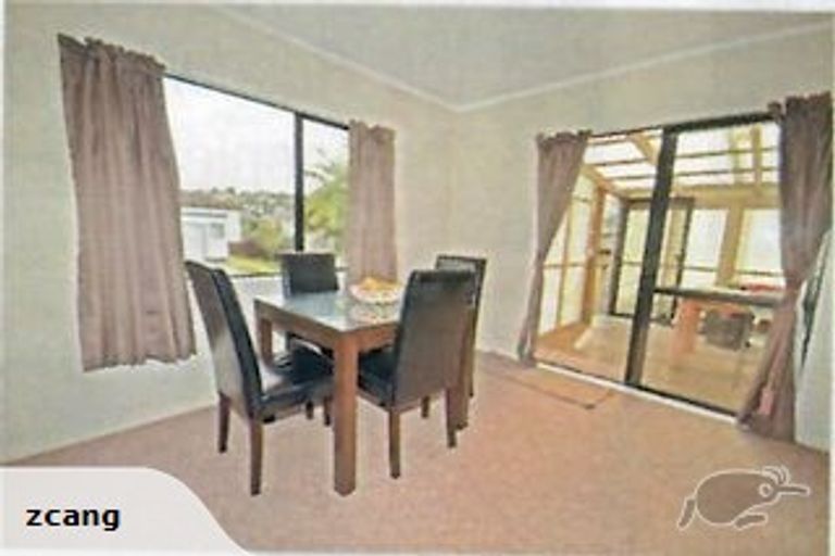 Photo of property in 76 Gallony Avenue, Massey, Auckland, 0614
