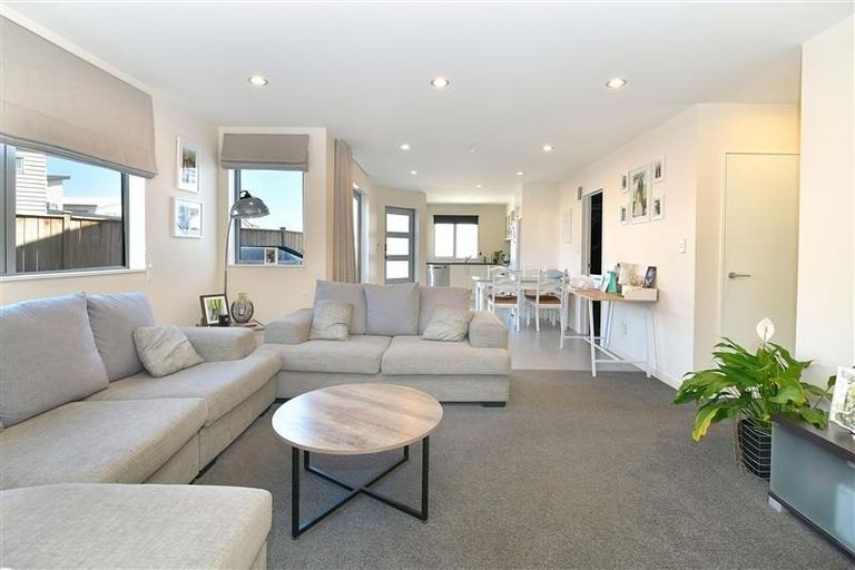 Photo of property in 43 Nautilus Drive, Gulf Harbour, Whangaparaoa, 0930