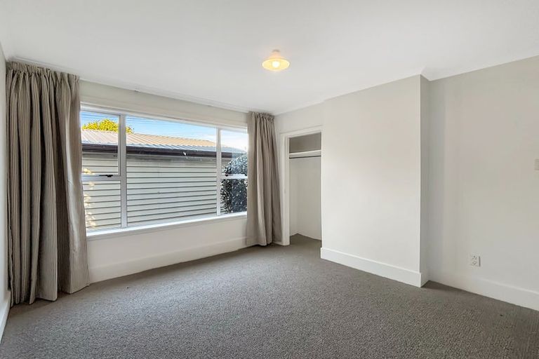 Photo of property in 27 Grassmere Street, Papanui, Christchurch, 8052