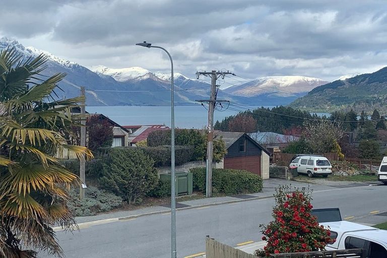 Photo of property in 16 Panorama Terrace, Queenstown, 9300