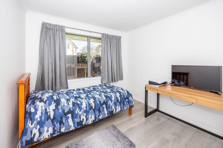 Photo of property in 5 Kennedy Lane, Hamilton East, Hamilton, 3216