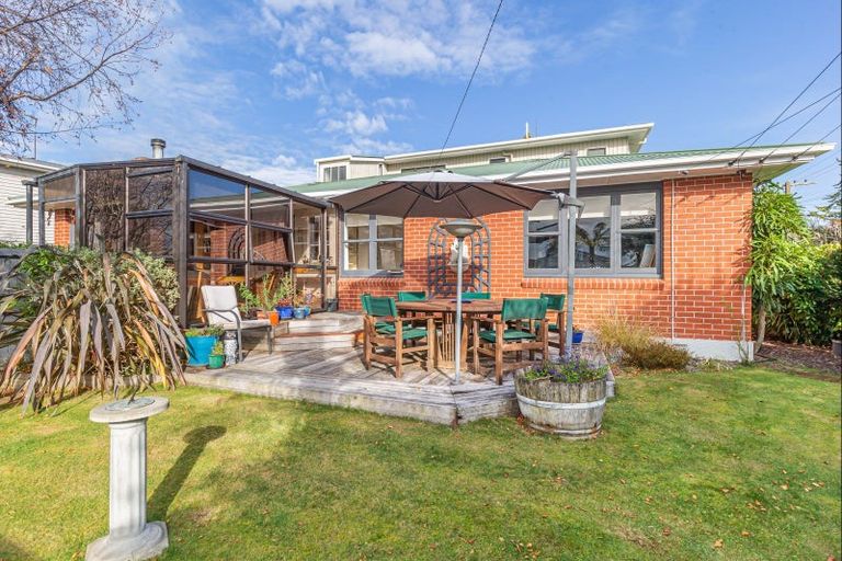 Photo of property in 22 Highbury Drive, Levin, 5510